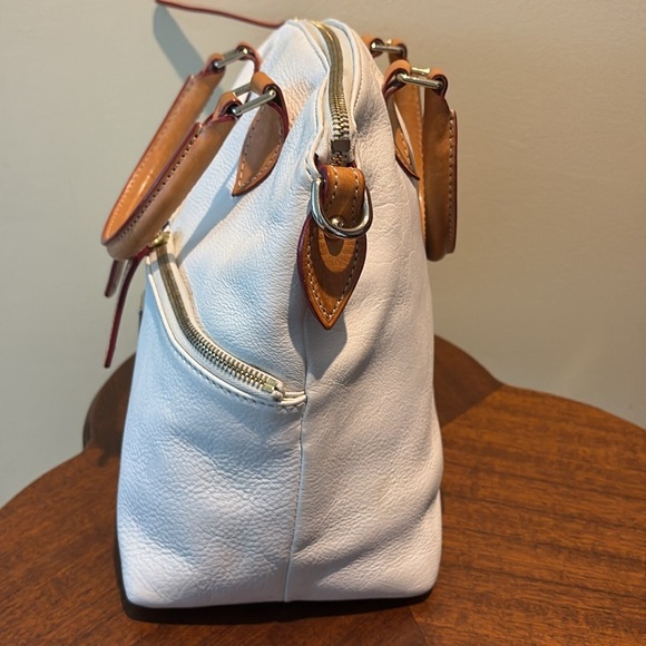 Dooney & Bourke  Satchel   Dome top pebbled leather  ivory/ light brown Like New - Picture 7 of 16